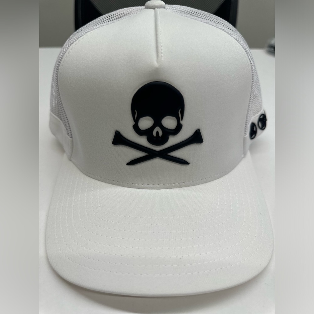 New G/FORE Killer T’s Trucker Hat